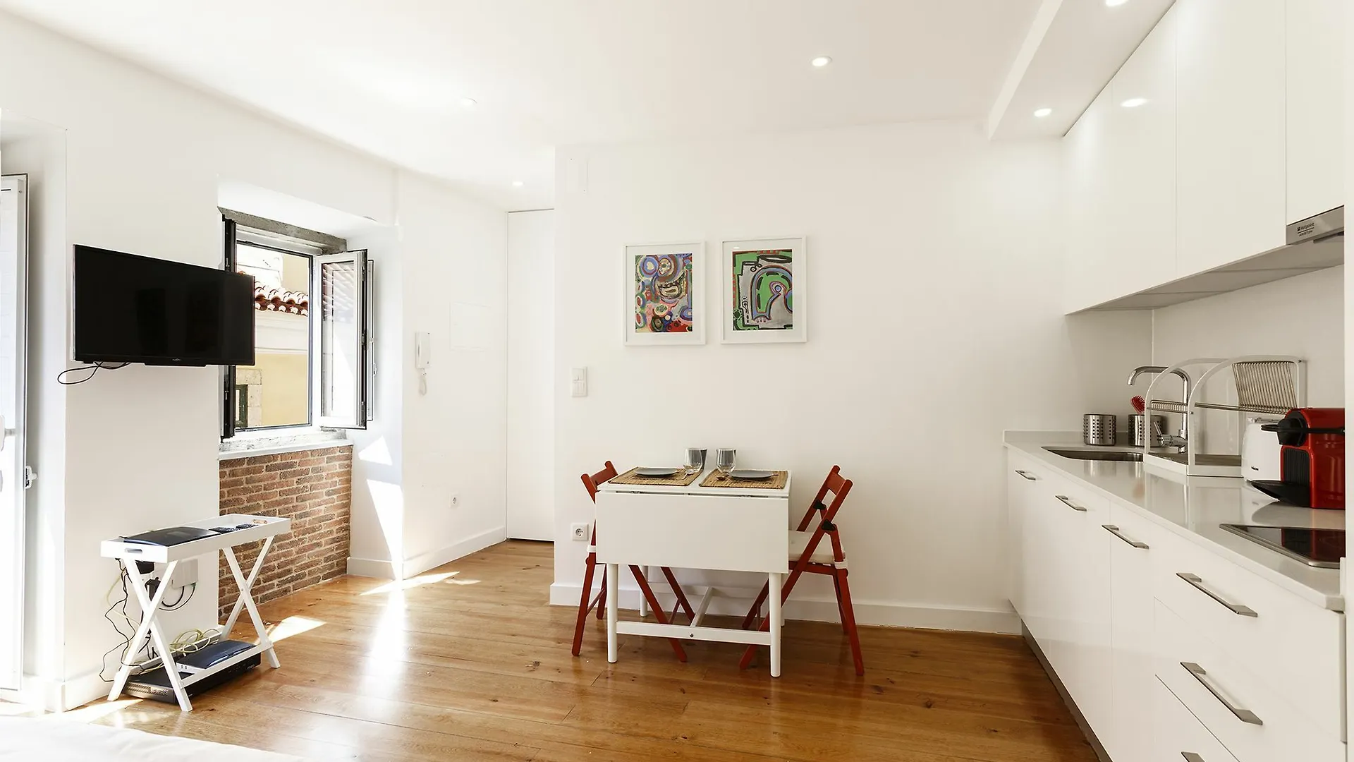 Paz Downtown Apartment #2 Lisbon Portugal